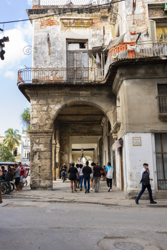 Beyond Roots - Afro Cuban Culture | Trip Planning & Experiences | African Footprints in Havana: Tracing Black History Through the City - Beyond Roots is your Key to Cuba;. Connect with Afro culture and identity. Plan your Trip to Cuba | Best Experiences | Visit our Online Shop